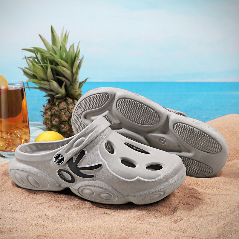 Men Fashion Breathable Hollow Thick Sole Non-Slip Sports Beach Sandals